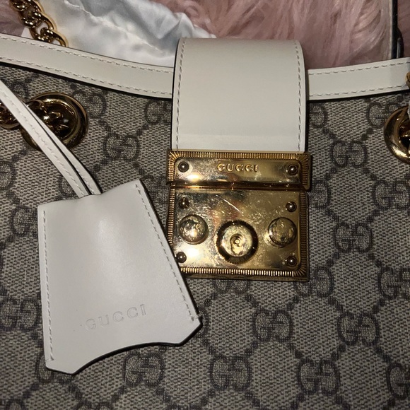 Gucci Padlock Shoulder Bag - Picture 2 of 10